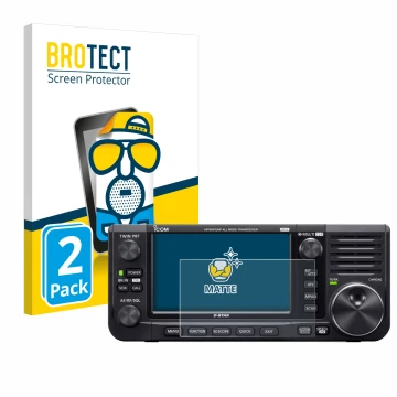 Parte frontal de un envase de producto con el logotipo de la marca BROTECT. Al lado se muestra el dispositivo Icom IC-705 con 