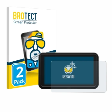 Parte frontal de un envase de producto con el logotipo de la marca BROTECT. Al lado se muestra el dispositivo Atomos Shinobi 2