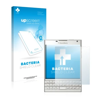 Parte frontal de un envase de producto con el logotipo de la marca upscreen. Al lado se muestra el dispositivo BlackBerry Pass