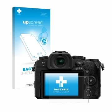 Parte frontal de un envase de producto con el logotipo de la marca upscreen. Al lado se muestra el dispositivo Panasonic Lumix