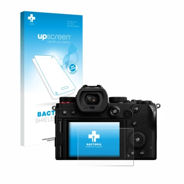 Parte frontal de un envase de producto con el logotipo de la marca upscreen. Al lado se muestra el dispositivo Panasonic Lumix
