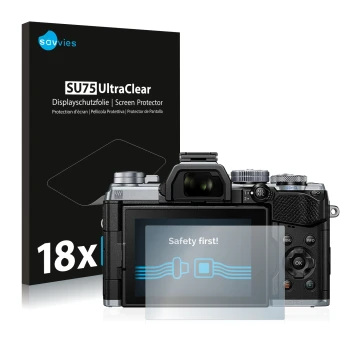 Parte frontal de un envase de producto con el logotipo de la marca Savvies. Al lado se muestra el dispositivo Olympus OM-D E-M
