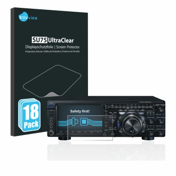 Parte frontal de un envase de producto con el logotipo de la marca Savvies. Al lado se muestra el dispositivo Yaesu FT-DX101D 