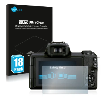 Parte frontal de un envase de producto con el logotipo de la marca Savvies. Al lado se muestra el dispositivo Canon EOS M50 Ma