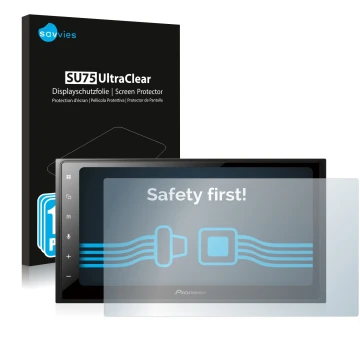 Parte frontal de un envase de producto con el logotipo de la marca Savvies. Al lado se muestra el dispositivo Pioneer SPH-DA25