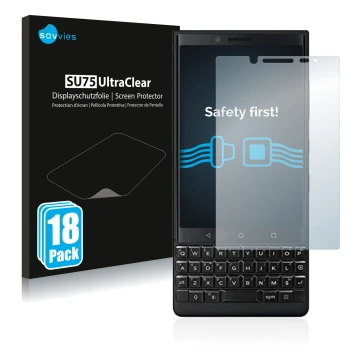 Parte frontal de un envase de producto con el logotipo de la marca Savvies. Al lado se muestra el dispositivo BlackBerry Key2 