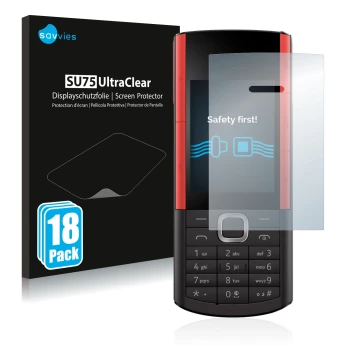 Parte frontal de un envase de producto con el logotipo de la marca Savvies. Al lado se muestra el dispositivo Nokia 5710 XA co
