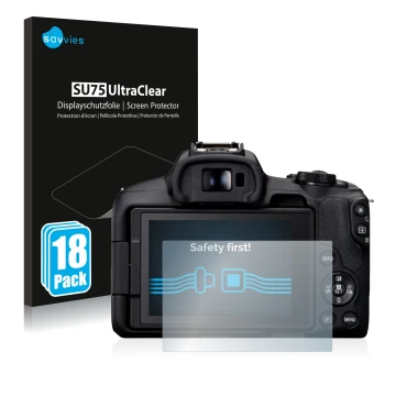 Parte frontal de un envase de producto con el logotipo de la marca Savvies. Al lado se muestra el dispositivo Canon EOS R50 co