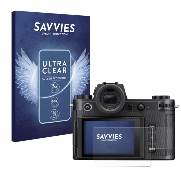 Parte frontal de un envase de producto con el logotipo de la marca Savvies. Al lado se muestra el dispositivo Leica SL3 (Panta