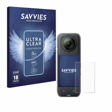 Parte frontal de un envase de producto con el logotipo de la marca Savvies. Al lado se muestra el dispositivo Insta360 X4 con 