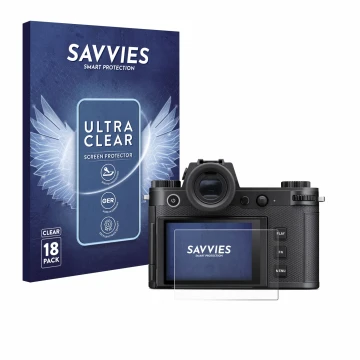 Parte frontal de un envase de producto con el logotipo de la marca Savvies. Al lado se muestra el dispositivo Leica SL3-S con 