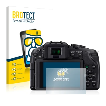 Parte frontal de un envase de producto con el logotipo de la marca BROTECT. Al lado se muestra el dispositivo Panasonic Lumix 