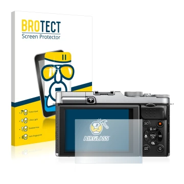 Parte frontal de un envase de producto con el logotipo de la marca BROTECT. Al lado se muestra el dispositivo Fujifilm X-M1 co