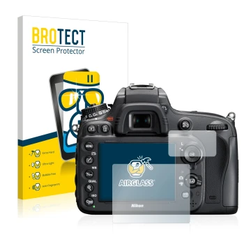 Parte frontal de un envase de producto con el logotipo de la marca BROTECT. Al lado se muestra el dispositivo Nikon D610 con s