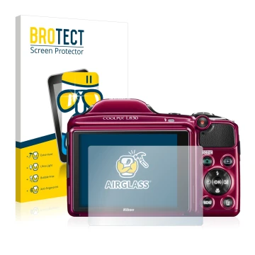 Parte frontal de un envase de producto con el logotipo de la marca BROTECT. Al lado se muestra el dispositivo Nikon Coolpix L8