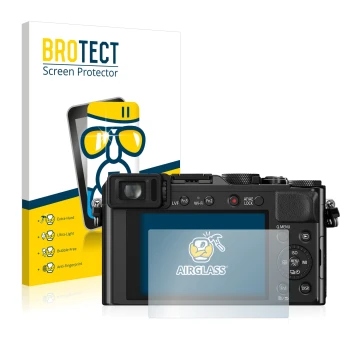 Parte frontal de un envase de producto con el logotipo de la marca BROTECT. Al lado se muestra el dispositivo Panasonic Lumix 