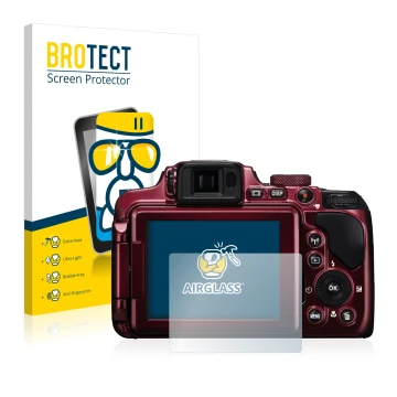 Parte frontal de un envase de producto con el logotipo de la marca BROTECT. Al lado se muestra el dispositivo Nikon Coolpix P6