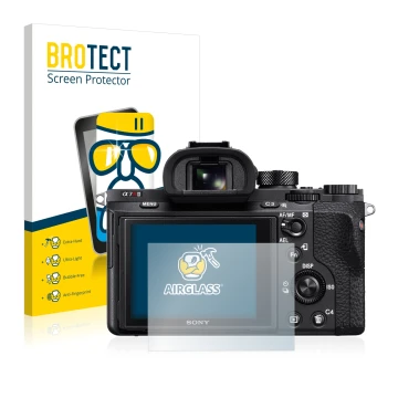 Parte frontal de un envase de producto con el logotipo de la marca BROTECT. Al lado se muestra el dispositivo Sony Alpha 7R II