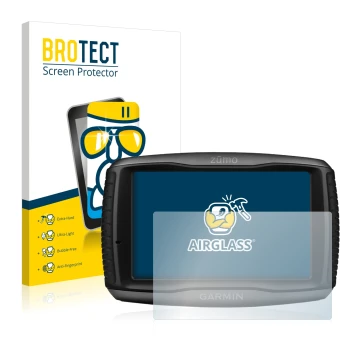 Parte frontal de un envase de producto con el logotipo de la marca BROTECT. Al lado se muestra el dispositivo Garmin zumo 595L