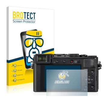 Parte frontal de un envase de producto con el logotipo de la marca BROTECT. Al lado se muestra el dispositivo Panasonic Lumix 