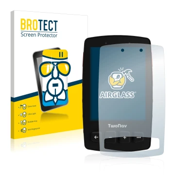 Parte frontal de un envase de producto con el logotipo de la marca BROTECT. Al lado se muestra el dispositivo TwoNav Trail 2 B
