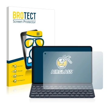 Parte frontal de un envase de producto con el logotipo de la marca BROTECT. Al lado se muestra el dispositivo Huawei MatePad P