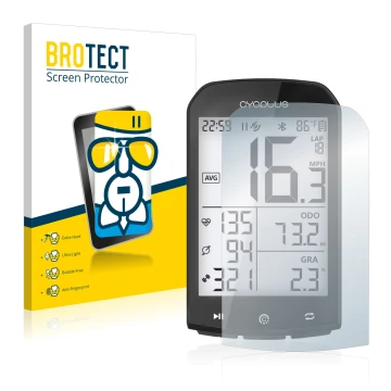 Parte frontal de un envase de producto con el logotipo de la marca BROTECT. Al lado se muestra el dispositivo Cycplus M1 2.9