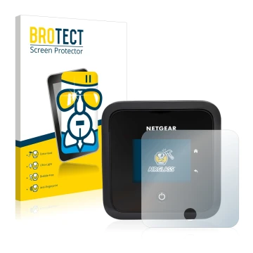 Parte frontal de un envase de producto con el logotipo de la marca BROTECT. Al lado se muestra el dispositivo Netgear Nighthaw