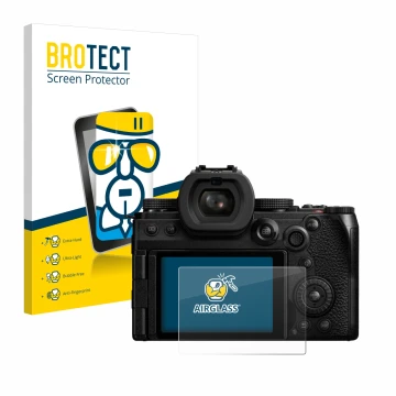 Parte frontal de un envase de producto con el logotipo de la marca BROTECT. Al lado se muestra el dispositivo Panasonic Lumix 