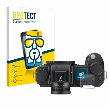 Parte frontal de un envase de producto con el logotipo de la marca BROTECT. Al lado se muestra el dispositivo Leica SL3 (panta