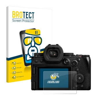 Parte frontal de un envase de producto con el logotipo de la marca BROTECT. Al lado se muestra el dispositivo Panasonic Lumix 