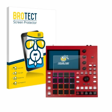 Parte frontal de un envase de producto con el logotipo de la marca BROTECT. Al lado se muestra el dispositivo Akai MPC One+ co