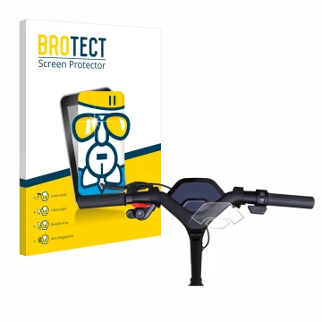 Parte frontal de un envase de producto con el logotipo de la marca BROTECT. Al lado se muestra el dispositivo Segway Ninebot P