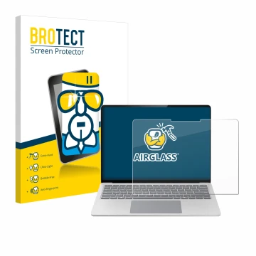 Parte frontal de un envase de producto con el logotipo de la marca BROTECT. Al lado se muestra el dispositivo Microsoft Surfac