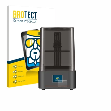 Parte frontal de un envase de producto con el logotipo de la marca BROTECT. Al lado se muestra el dispositivo Anycubic Photon 