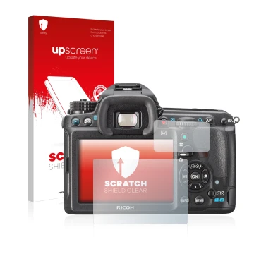 Parte frontal de un envase de producto con el logotipo de la marca upscreen. Al lado se muestra el dispositivo Pentax K3, K-3 