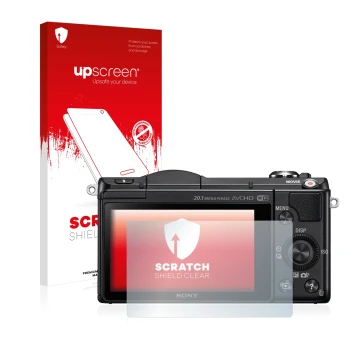 Parte frontal de un envase de producto con el logotipo de la marca upscreen. Al lado se muestra el dispositivo Sony Alpha 5000