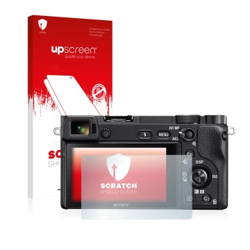 Parte frontal de un envase de producto con el logotipo de la marca upscreen. Al lado se muestra el dispositivo Sony Alpha 6300