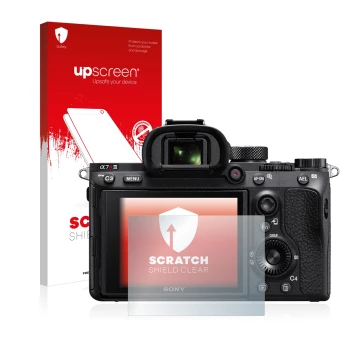 Parte frontal de un envase de producto con el logotipo de la marca upscreen. Al lado se muestra el dispositivo Sony Alpha 7R I