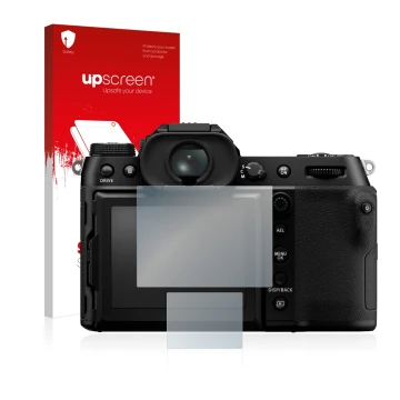 Parte frontal de un envase de producto con el logotipo de la marca upscreen. Al lado se muestra el dispositivo Fujifilm GFX100