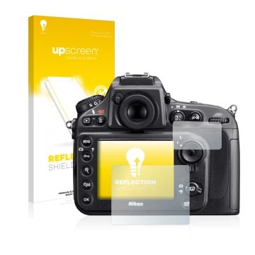 Parte frontal de un envase de producto con el logotipo de la marca upscreen. Al lado se muestra el dispositivo Nikon D800 con 