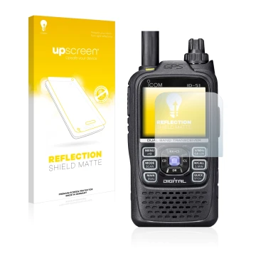 Parte frontal de un envase de producto con el logotipo de la marca upscreen. Al lado se muestra el dispositivo Icom ID-51 con 
