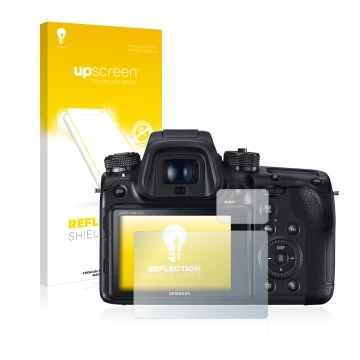 Parte frontal de un envase de producto con el logotipo de la marca upscreen. Al lado se muestra el dispositivo Samsung NX1 con