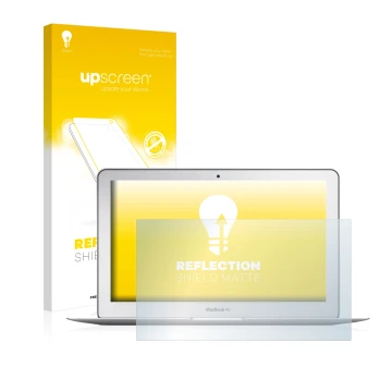 Parte frontal de un envase de producto con el logotipo de la marca upscreen. Al lado se muestra el dispositivo Apple MacBook A