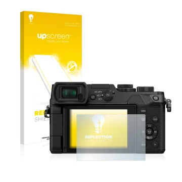 Parte frontal de un envase de producto con el logotipo de la marca upscreen. Al lado se muestra el dispositivo Panasonic Lumix