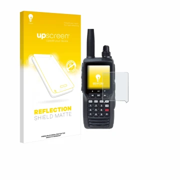 Parte frontal de un envase de producto con el logotipo de la marca upscreen. Al lado se muestra el dispositivo Yaesu FTA-450 c