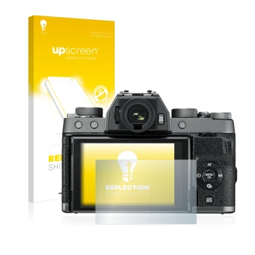 Parte frontal de un envase de producto con el logotipo de la marca upscreen. Al lado se muestra el dispositivo Fujifilm X-T100