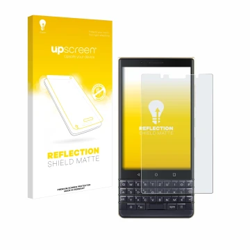 Parte frontal de un envase de producto con el logotipo de la marca upscreen. Al lado se muestra el dispositivo BlackBerry Key2