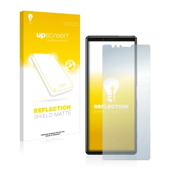 Parte frontal de un envase de producto con el logotipo de la marca upscreen. Al lado se muestra el dispositivo Sony Xperia 1 c