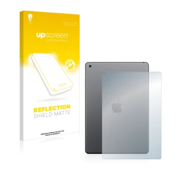Parte frontal de un envase de producto con el logotipo de la marca upscreen. Al lado se muestra el dispositivo Apple iPad 10.2